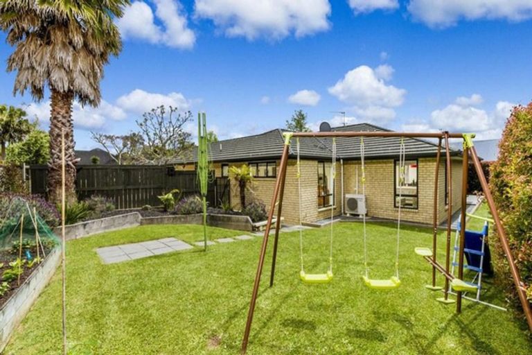 Photo of property in 45 Te Wharau Drive, Greenhithe, Auckland, 0632