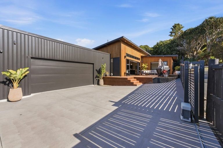 Photo of property in 17 Lawry Street, Blagdon, New Plymouth, 4310