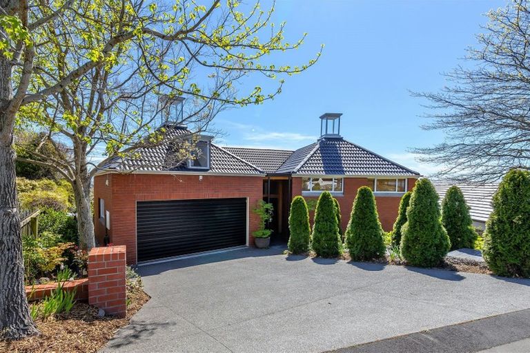 Photo of property in 3 Delhi Place, Cashmere, Christchurch, 8022