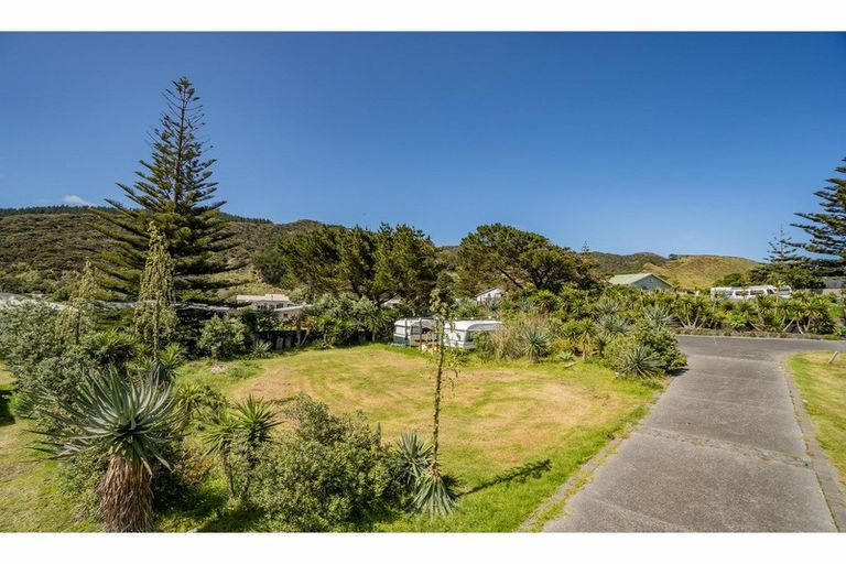 Photo of property in 11a Centreway Road, Port Waikato, 2695