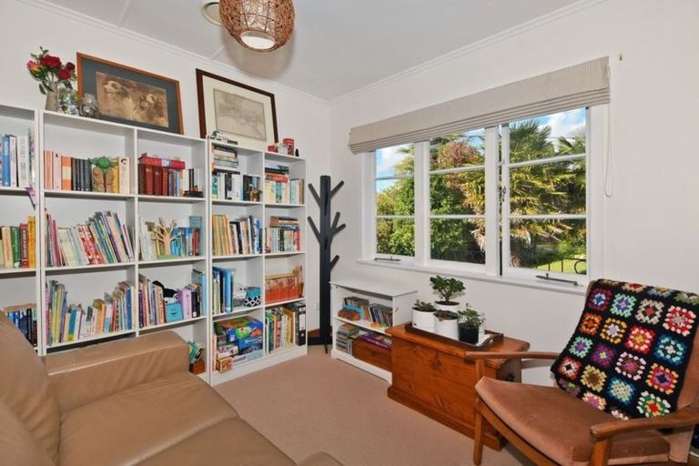 Photo of property in 60 Tuatara Drive, Te Kamo, Whangarei, 0112