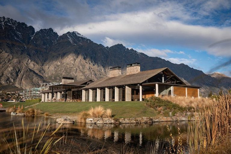 Photo of property in 2 Taurus Lane, Jacks Point, 9371