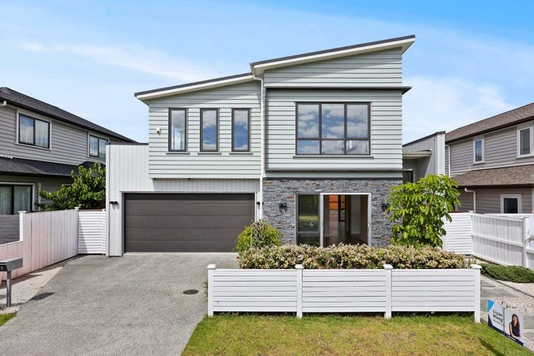 Photo of property in 9 Mccaw Avenue, Whenuapai, Auckland, 0618