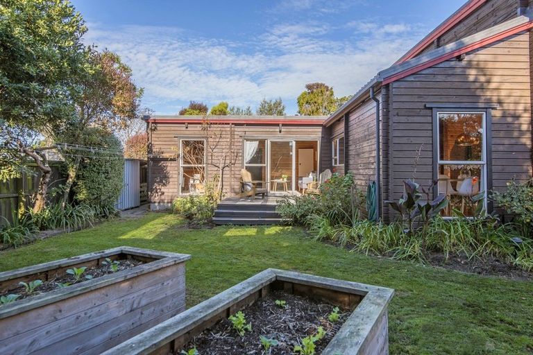 Photo of property in 19 Birdling Place, Halswell, Christchurch, 8025