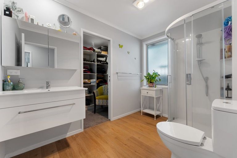 Photo of property in 9 Manuka Place, Hawera, 4610