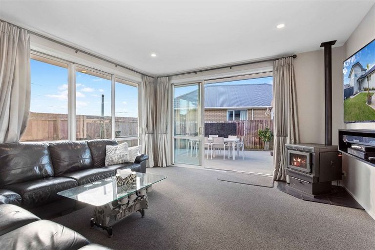 Photo of property in 172 Pacific Road, North New Brighton, Christchurch, 8083