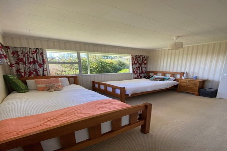 Photo of property in 10 Kingswood Grove, Raumati Beach, Paraparaumu, 5032