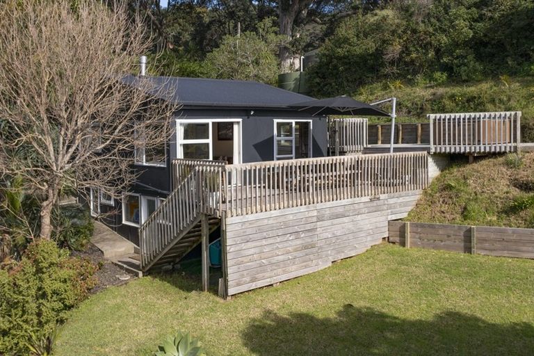 Photo of property in 7 Beach Valley Road, Piha, New Lynn, 0772