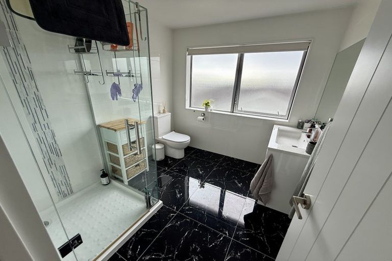 Photo of property in 46 Colonial Drive, Silverdale, 0932