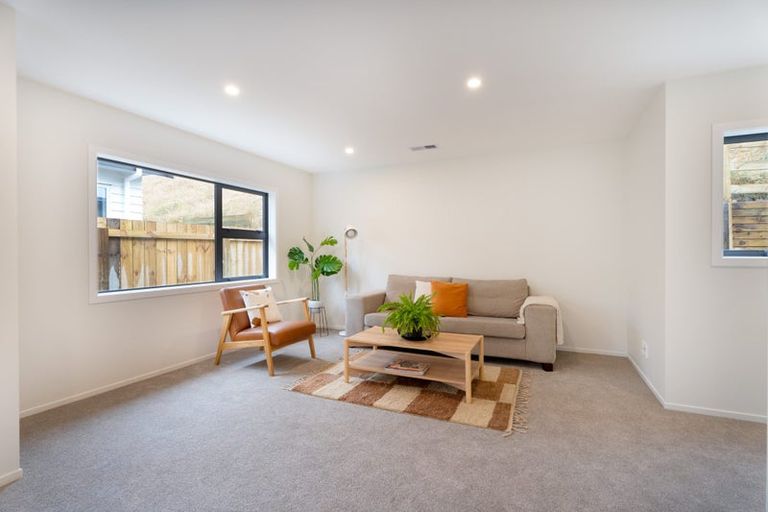 Photo of property in 48 Rochdale Drive, Churton Park, Wellington, 6037