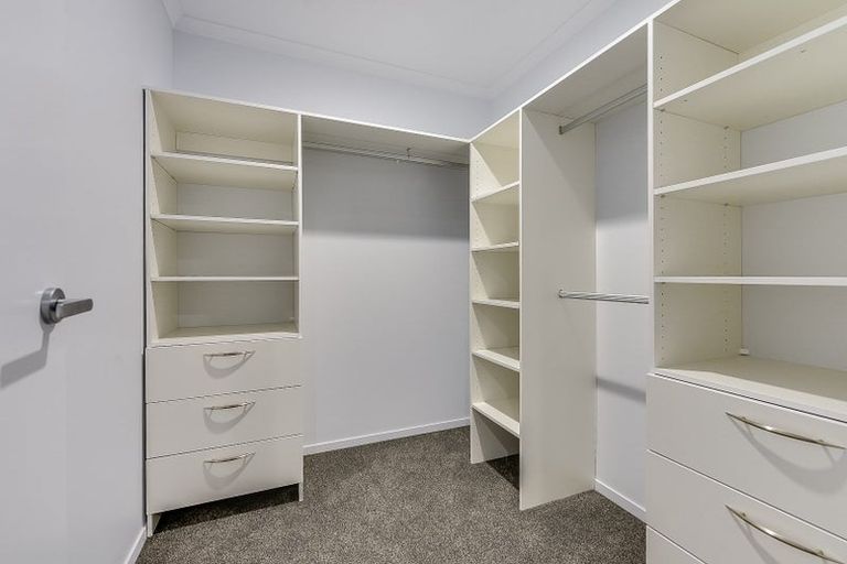 Photo of property in 1/17 Sandwich Road, Saint Andrews, Hamilton, 3200