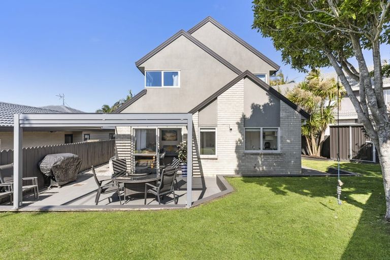 Photo of property in 1/13 Perendale Close, Somerville, Auckland, 2014