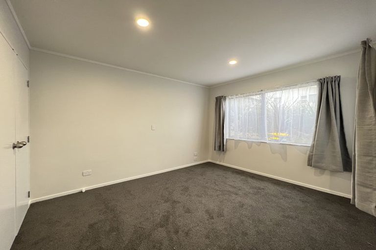 Photo of property in 53 Blakeborough Drive, Forrest Hill, Auckland, 0620