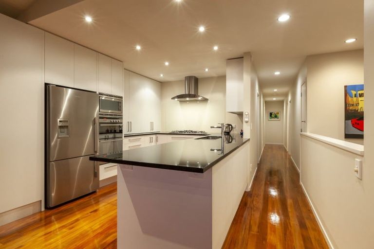 Photo of property in 52 The Parade, Paekakariki, 5034