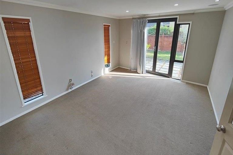 Photo of property in 10 Nielsen Gardens, Rototuna, Hamilton, 3210