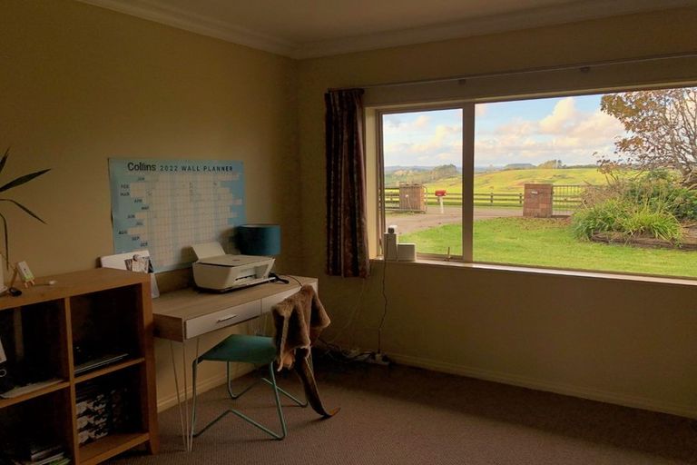 Photo of property in 143 Ireland Road, Waitoki, Kaukapakapa, 0871