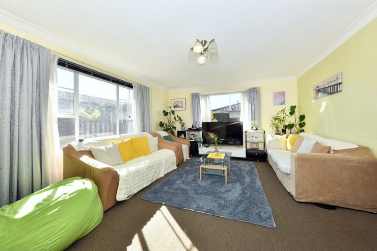 Photo of property in 2/23c Craven Street, Sockburn, Christchurch, 8042