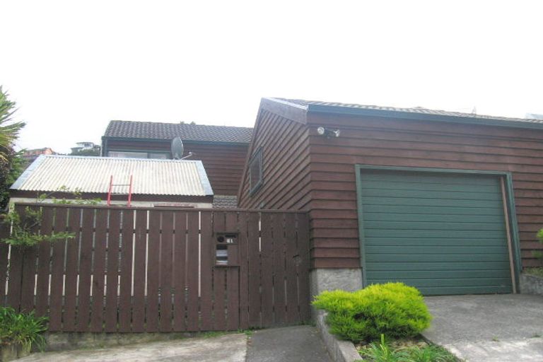 Photo of property in 41 Rajkot Terrace, Broadmeadows, Wellington, 6035