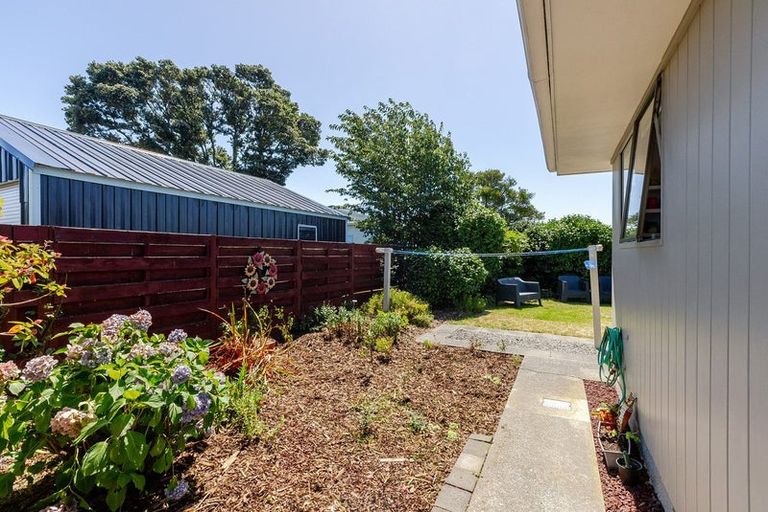 Photo of property in 49 Arawhata Road, Paraparaumu, 5032