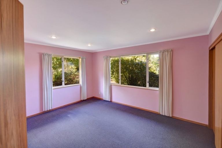 Photo of property in 22 Bayne Terrace, Macandrew Bay, Dunedin, 9014