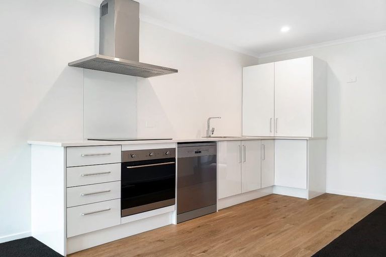 Photo of property in 12/1 Vialou Street, Hamilton Central, Hamilton, 3204