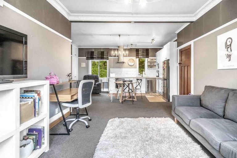 Photo of property in 17 Thomas Street, Gore, 9710