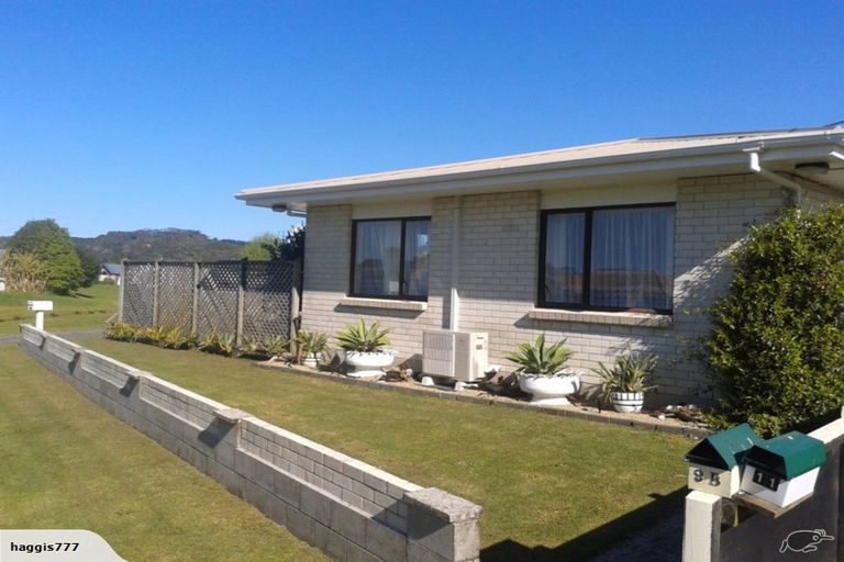 Photo of property in 9b Impala Place, Whitianga, 3510