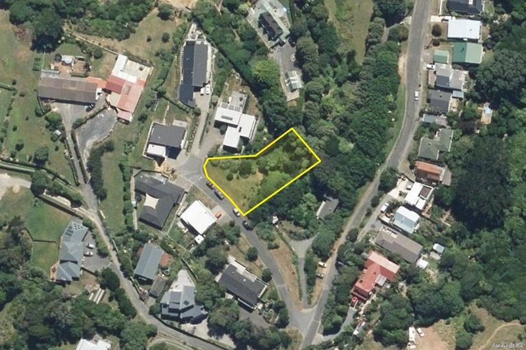 Photo of property in 97f Muri Road, Pukerua Bay, 5026