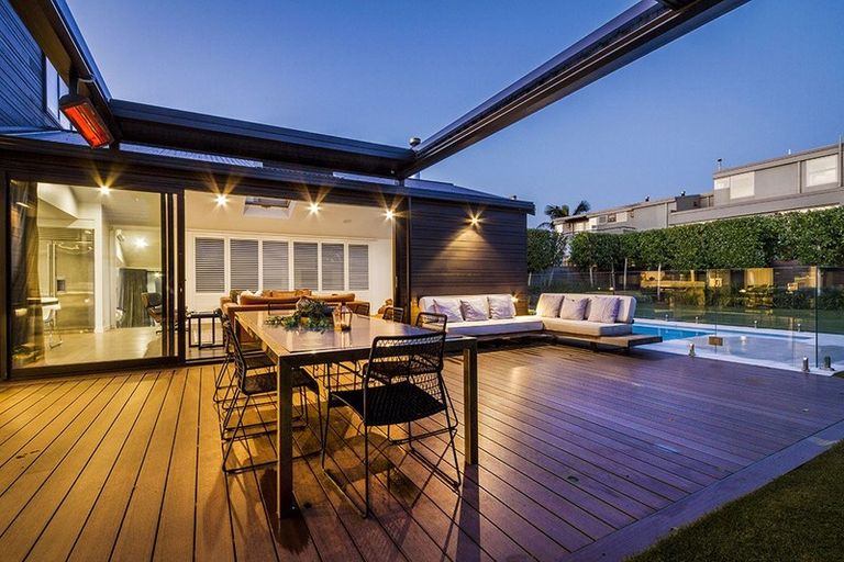 Photo of property in 41 Milford Road, Milford, Auckland, 0620