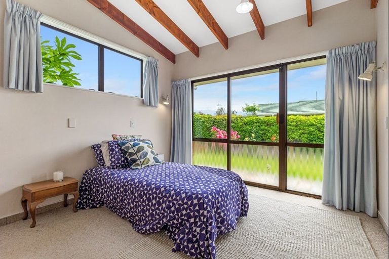 Photo of property in 11 Stuart Street, Levin, 5510