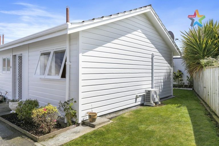 Photo of property in 1/1079 High Street, Taita, Lower Hutt, 5011