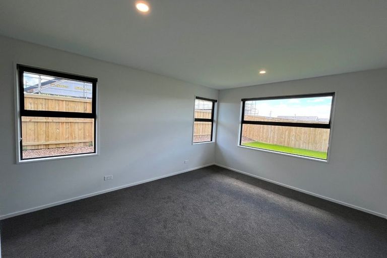 Photo of property in 16 Privet Way, Rolleston, 7678