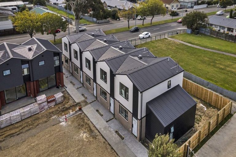 Photo of property in 8/112 Aldwins Road, Phillipstown, Christchurch, 8062