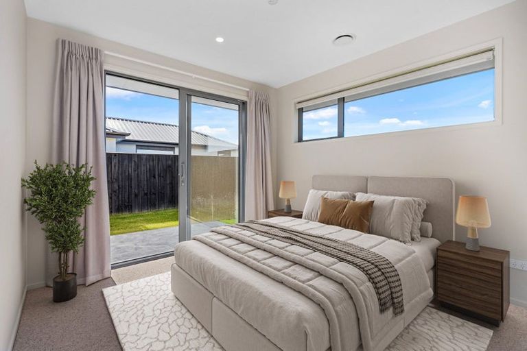 Photo of property in 12 Weaver Street, Woodend, 7691