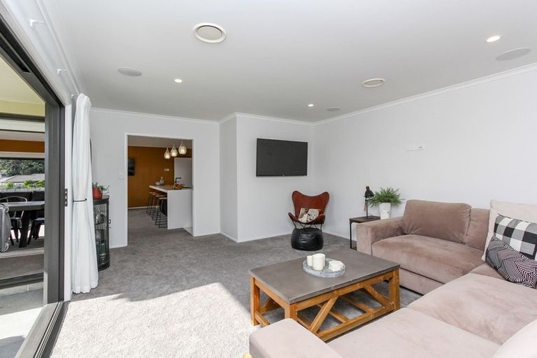 Photo of property in 36 Fernbrook Drive, Hurworth, New Plymouth, 4310