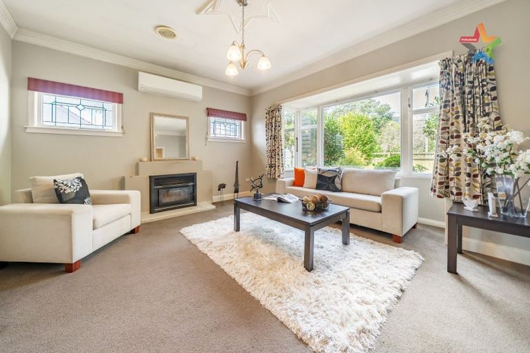 Photo of property in 51 Pohutukawa Street, Woburn, Lower Hutt, 5010