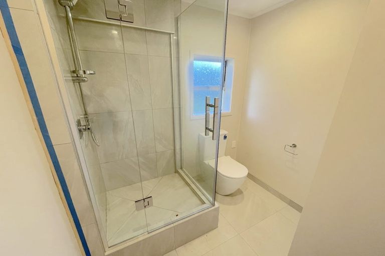 Photo of property in 2/23 Esmonde Road, Takapuna, Auckland, 0622