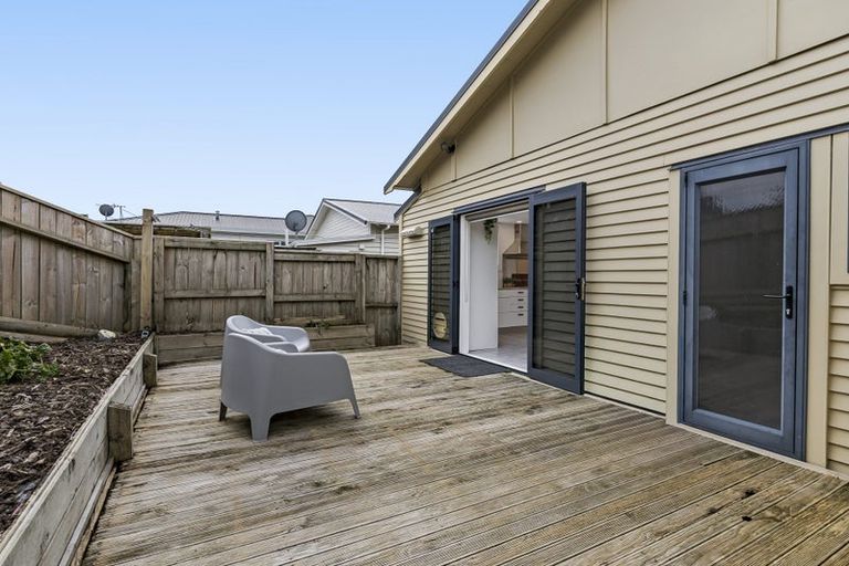 Photo of property in 12 Richmond Street, Fitzroy, New Plymouth, 4312