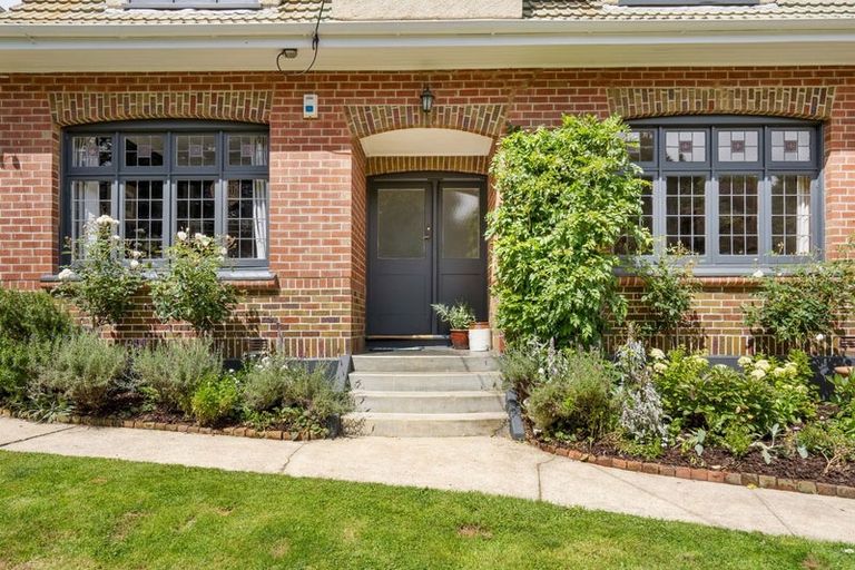 Photo of property in 25 Lonsdale Street, Belleknowes, Dunedin, 9011