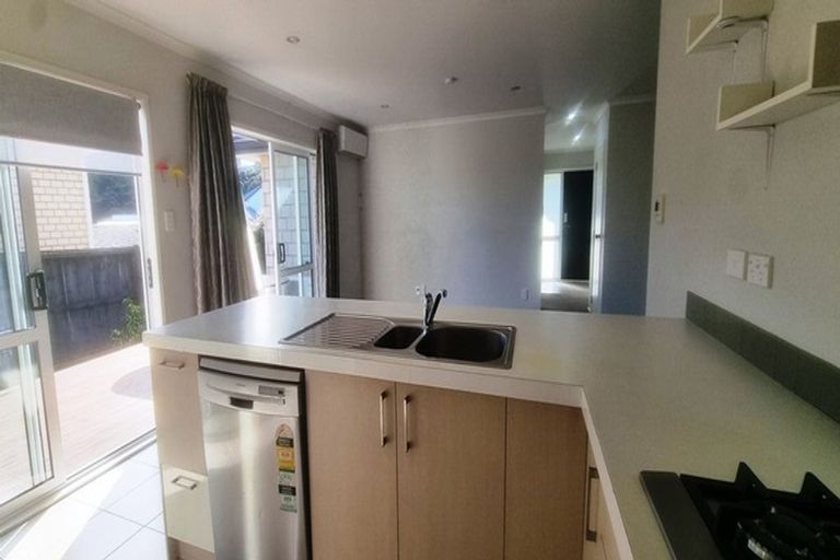 Photo of property in 128 Glendhu Road, Bayview, Auckland, 0629