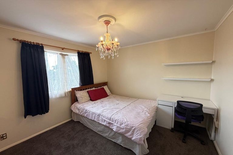 Photo of property in 23 Gilliam Street, New Lynn, Auckland, 0600