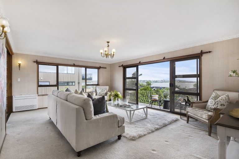 Photo of property in 114 Bramley Drive, Farm Cove, Auckland, 2012