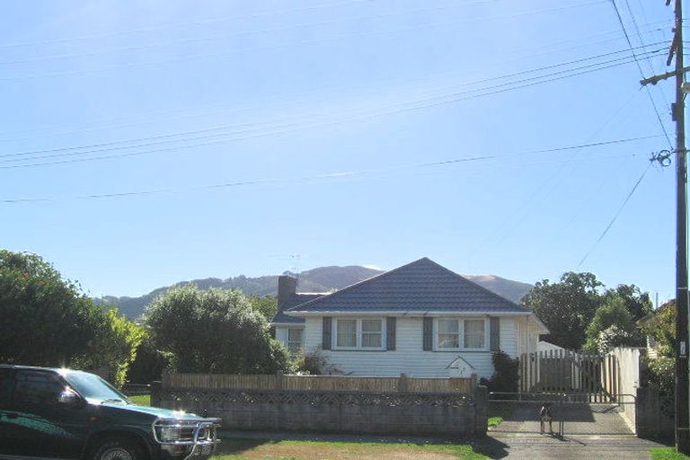 Photo of property in 3 Routley Crescent, Elderslea, Upper Hutt, 5018