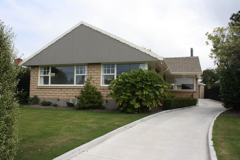 Photo of property in 9 Longmuir Street, Ilam, Christchurch, 8041