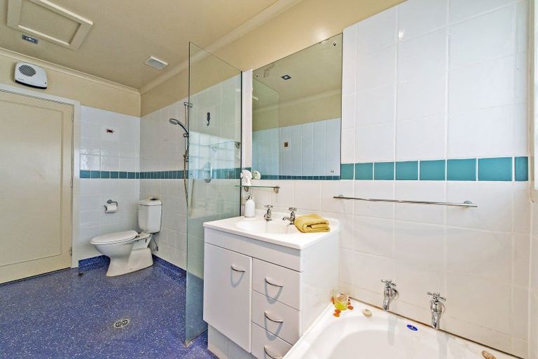 Photo of property in 60 Selwyn Street, Leeston, 7632