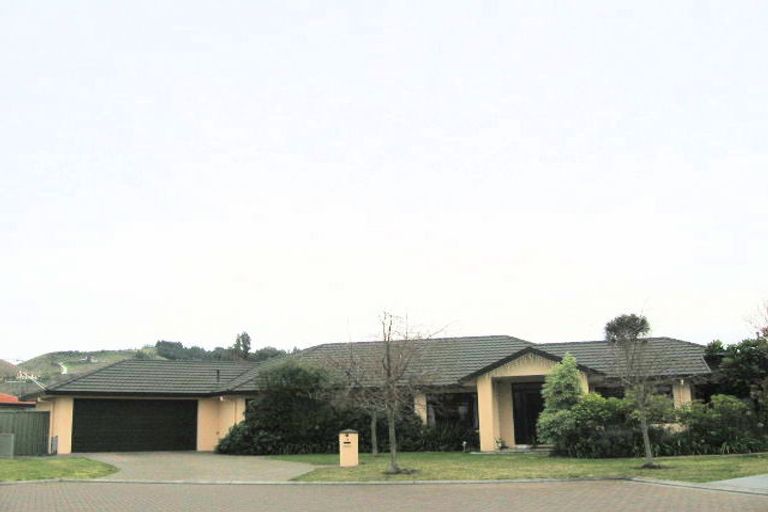 Photo of property in 12 Cheval Place, Taradale, Napier, 4112