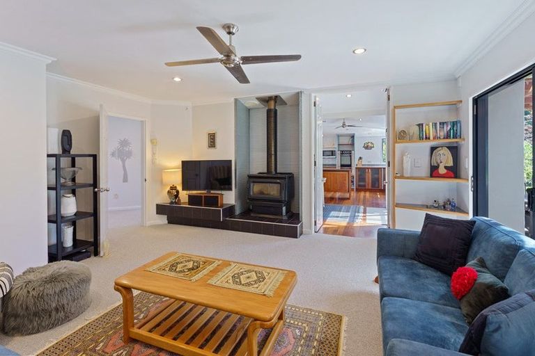 Photo of property in 69 Matatua Road, Raumati Beach, Paraparaumu, 5032