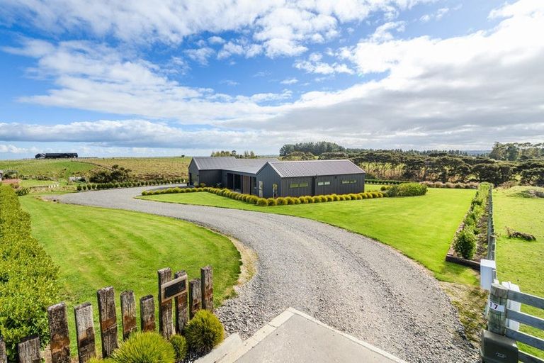 Photo of property in 17 Mataki Lane, Halcombe, Feilding, 4779