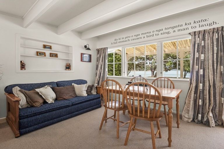 Photo of property in 6 Paine Brown Way, Russell, 0272