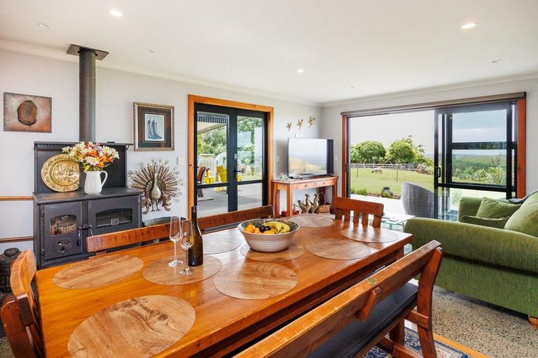 Photo of property in 407 Mount Curl Road, Hunterville, 4784